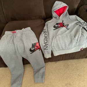 Jordan sweatsuit